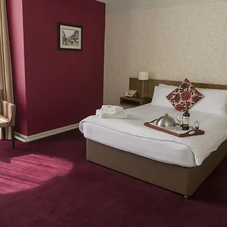 Hotel The Crown