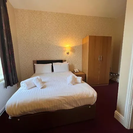 Hotel The Crown