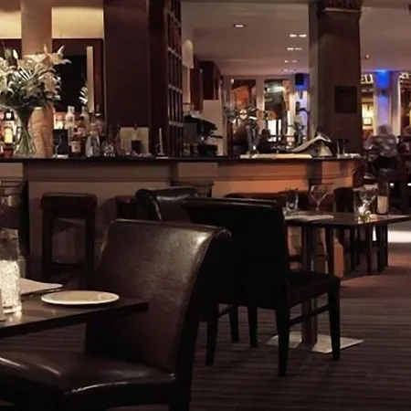 The Crown 3*