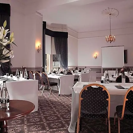 Hotel The Crown 3*