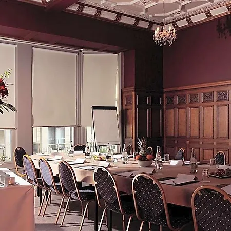 The Crown Hotel 3*