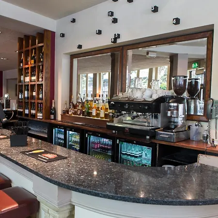 فندق The Crown هاروغايت
