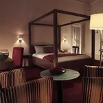 Hotel The Crown 3*